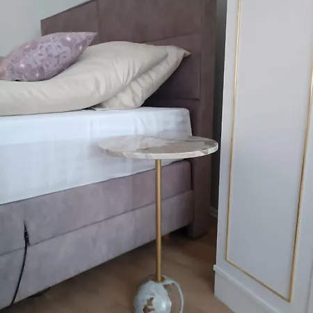 شقة Paulla